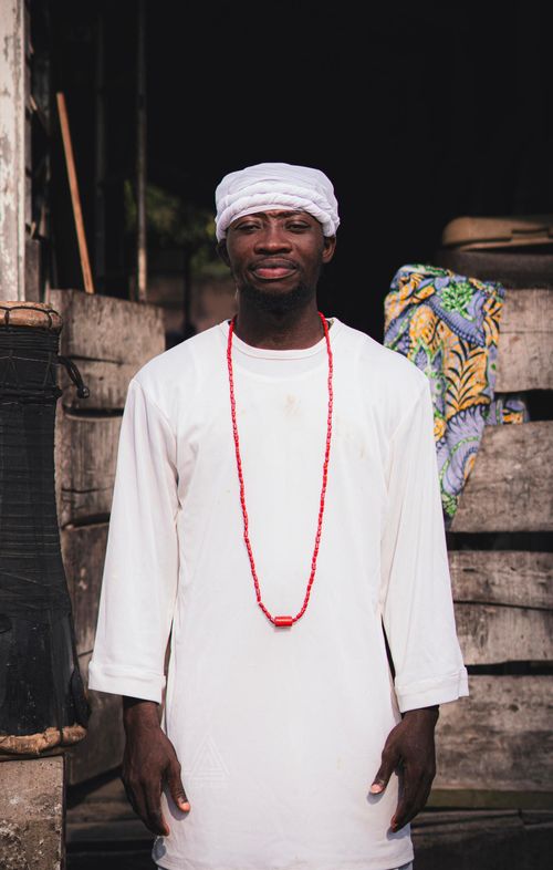 Trojna salta | Peter D. Abayomi: Ipejọpọ